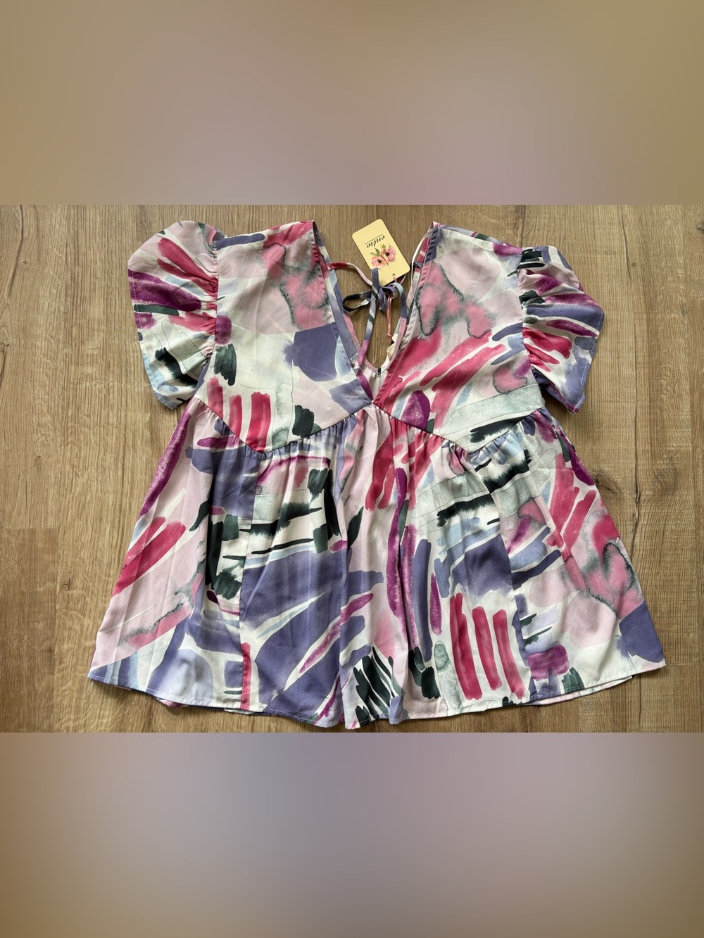 entro Watercolor Puff-Sleeve V-Neck Top - Pink, Purple & Black